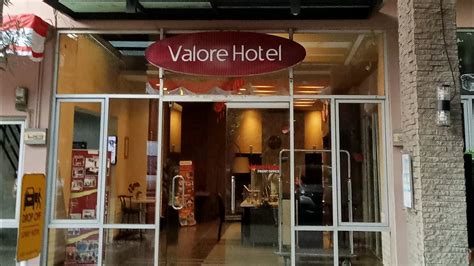 Sertifikat, penghargaan, tanda, atau dokumen yang dipajang di valore hotel cimahi pilih iTunes Gift Hadiah 30 bisa kapan saja