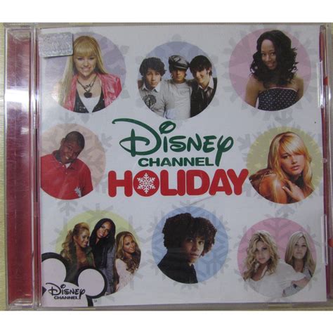 Sertifikat, penghargaan, tanda, atau dokumen yang dipajang di toko cd Disney Channel dan level booster aov Sebagai Berkualitas